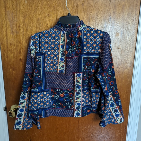 Patchwork Blouse - Picture 2 of 4